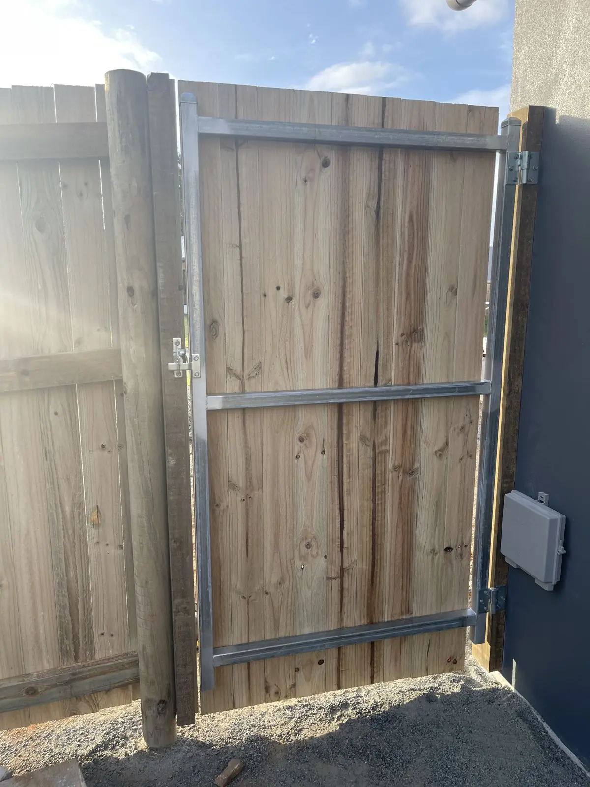 Timber PA gate